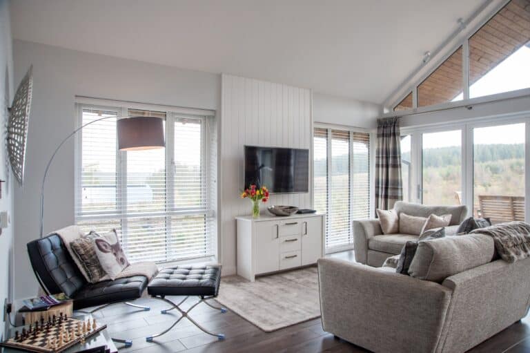 Living/Dining Area