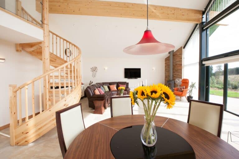 Living/Dining Area