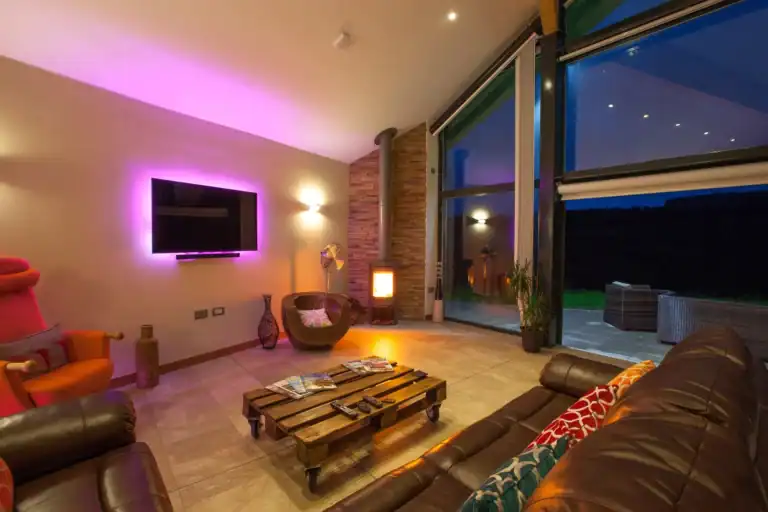 Living/Dining Area