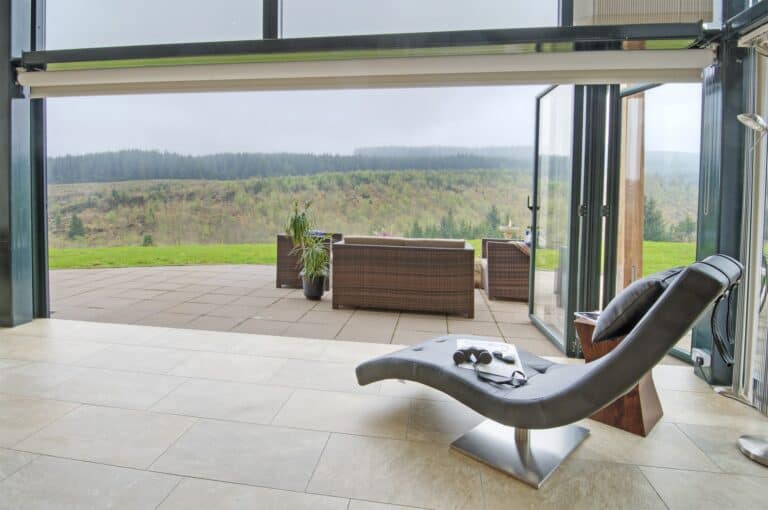 Living/Dining Area