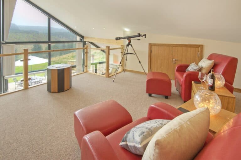 Living/Dining Area